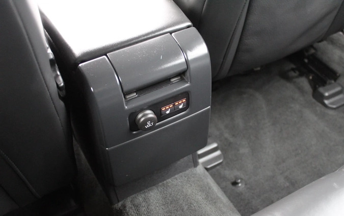 Volvo V70 cena 33900 przebieg: 244321, rok produkcji 2009 z Ślesin małe 497